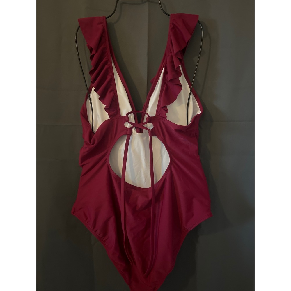 Cupshe Ruffle V-Neck Cutout One Piece Swimsuit Burgundy XXL - Picture 3 of 5